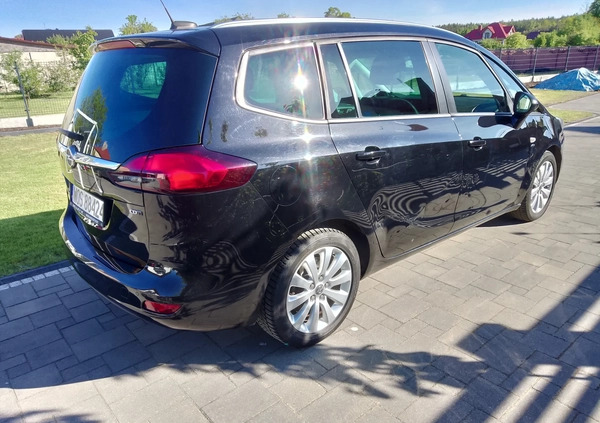Opel Zafira cena 39500 przebieg: 204000, rok produkcji 2018 z Janowiec Wielkopolski małe 326